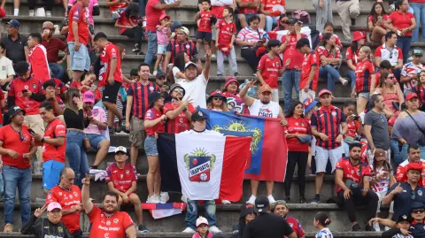 Afición del Irapuato.