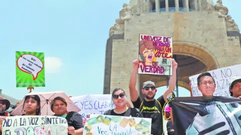 Descripción automática