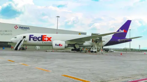 Descripción automática