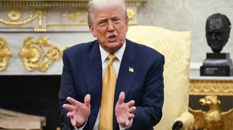 El presidente de Estados Unidos, Donald Trump, dijo el martes que Japón formará una empresa conjunta para desarrollar un proyecto de gas natural licuado (GNL) en Alaska, aunque un responsable del Gobierno japonés dijo que no estaba al tanto de tales planes.