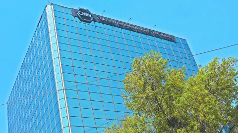 Descripción automática