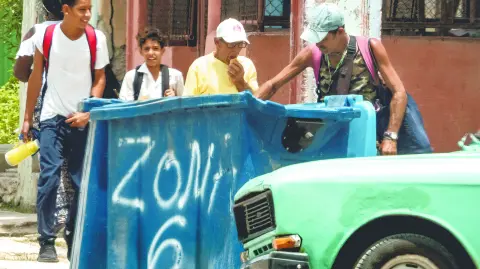 Descripción automática