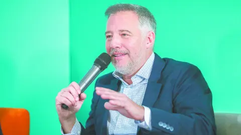 Descripción automática