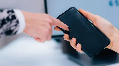 Al corte del 2024 se observó que casi 4 de cada 10 pesos que perciben las familias más pobres provienen de transferencias directas; como jubilaciones, becas, apoyos del gobierno o remesas.