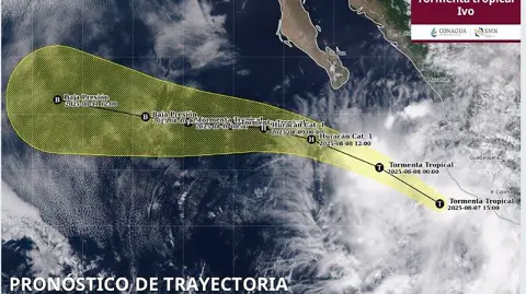 Trayectoria prevista de la tormenta tropical Ivo.