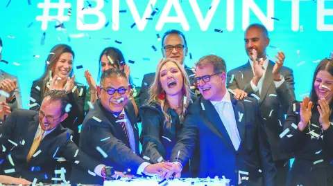 Descripción automática