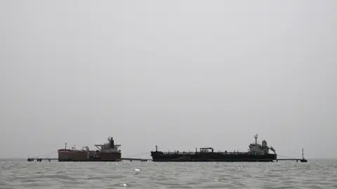 El exalcalde de Caracas señaló que la presencia naval de Estados Unidos no es casualidad y reaviva especulaciones sobre una posible intervención.