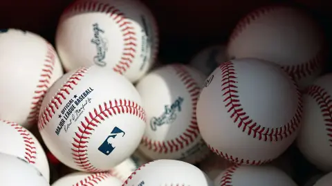 Pelotas de las grandes ligas de beisbol.