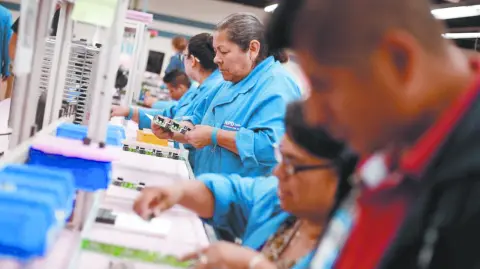 Descripción automática