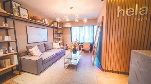 El circuito de relajación incluye jacuzzi, vapor, sauna y té aromático para estimular todos tus sentidos.