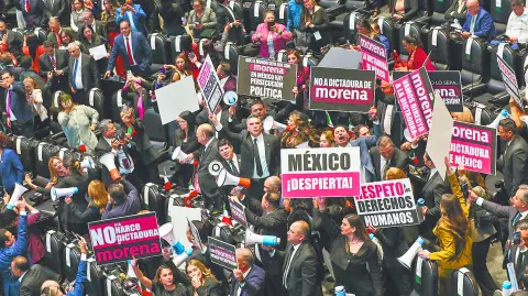 Descripción automática