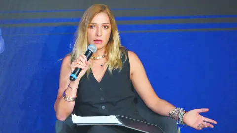 Descripción automática