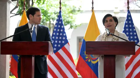 El funcionario destacó que Estados Unidos consideraría la posibilidad de establecer una base militar en Ecuador si fuera invitado.