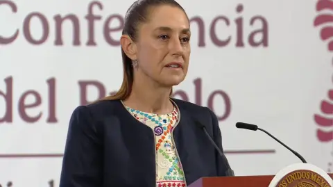 La presidenta Claudia Sheinbaum confirmó este lunes que el exsecretario de Marina, Rafael Ojeda, fue quien presentó denuncias ante la Fiscalía General de la República (FGR) sobre las operaciones de contrabando de combustibles conocidas como huachicol fiscal.