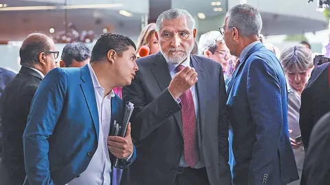 Descripción automática