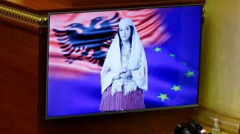 El nombre de la funcionaria es Diella, que significa "sol" en albanés.