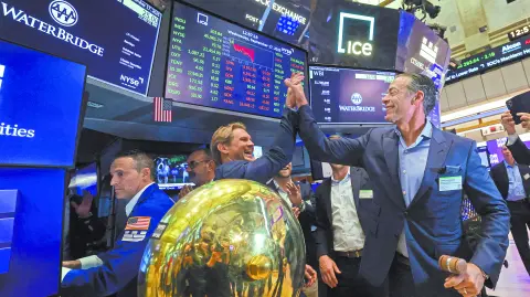 Descripción automática