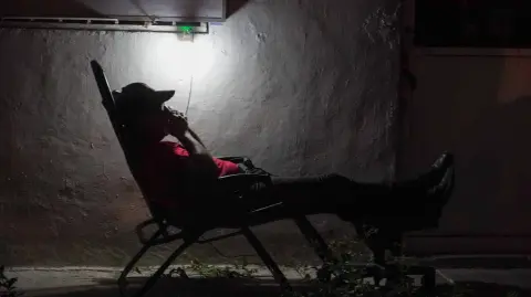 El apagón en la península de Yucatán duró más de 7 horas.