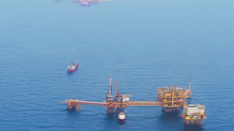 Descripción automática