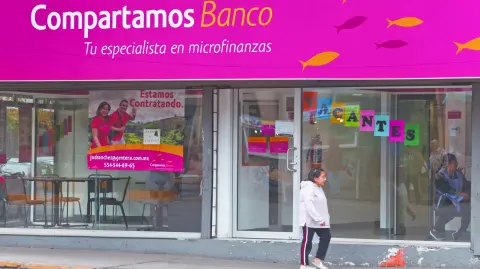 Descripción automática