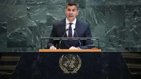 El presidente de Paraguay ya avanzó el pasado mes de diciembre ante los órganos directivos de la organización internacional la intención de que su país pudiese adherirse como miembro durante su mandato.