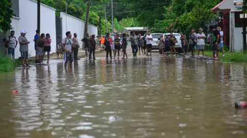 El estado más afectado es Hidalgo con 22 muertos, mientras que Puebla reporta nueve.

Para más información del tema, visita: https://www.eleconomista.com.mx/politica/aumenta-muerte-destruccion-intensas-lluvias-mexico-20251011-781102.html

¡Síguenos en nuestras redes sociales para mantenerte informado!

Twitter: https://twitter.com/eleconomista 
Facebook: https://www.facebook.com/ElEconomista.mx
Instagram: https://www.instagram.com/eleconomistamx
LinkedIn: https://www.linkedin.com/company/el-economista/

#ElEconomista #Lluvias #Víctimas