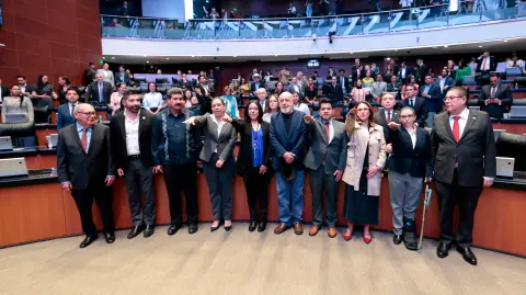 Senado aprobó los nombramientos de cinco comisionados del pleno de la Comisión Reguladora de Telecomunicaciones.