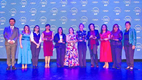 Descripción automática