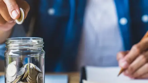 Ahorro y gestión financiera.