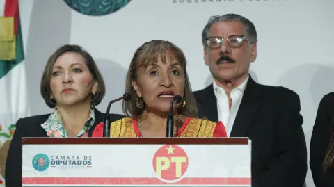 Margarita Garcia Garcia en conferencia de prensa en la Cámara de Diputados. Foto: Cámara de Diputados