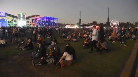 La edición 2025 del festival Corona Capital, que se llevará a cabo del 14 al 16 de noviembre del 2025, estará encabezada por Foo Fighters, Chappell Roan, Linkin Park, Queens of the Stone Age, Vampire Weekend, Franz Ferdinand, Aurora y Weezer.

Para más información del tema, visita: https://www.eleconomista.com.mx/arteseideas/festival-corona-capital-2025-celebrara-15-anos-historia-musical-20251022-783043.html

¡Síguenos en nuestras redes sociales para mantenerte informado!

Twitter: https://twitter.com/eleconomista 
Facebook: https://www.facebook.com/ElEconomista.mx
Instagram: https://www.instagram.com/eleconomistamx
LinkedIn: https://www.linkedin.com/company/el-economista/

#ElEconomista #EETV