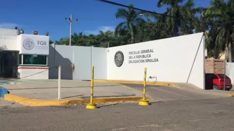 Fachada de la FGR en Sinaloa.