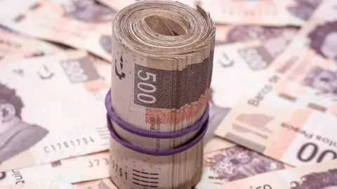 La Cámara de Diputados suma dos iniciativas que buscan eliminar el pago de ISR del aguinaldo.