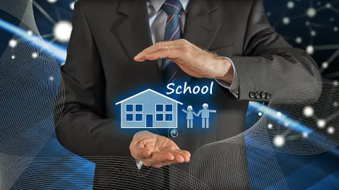 Una vez atendida la emergencia, el asegurado deberá presentar toda la documentación necesaria para gestionar el reembolso.