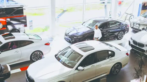 Descripción automática