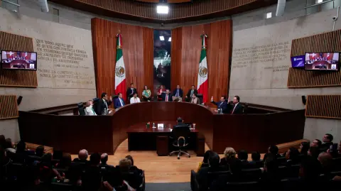 Gilberto Bátiz asume presidencia del Tribunal Electoral del Poder Judicial de la Federación.