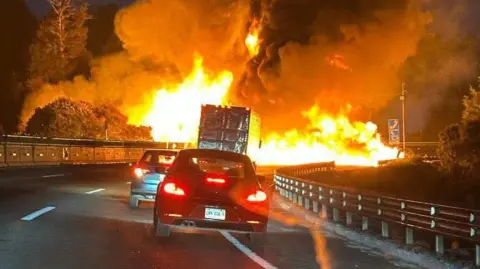 Explosión de pipa en la Autopista México-Puebla.