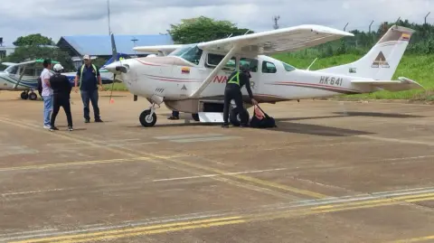 Aeronave accidentada antes de despegar.