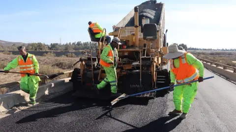 Descripción automática