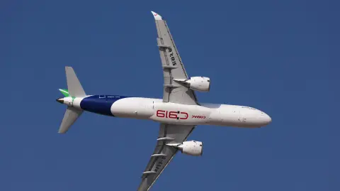 El Comac C919 fue presentado en el Salón Aeronáutico de Dubái. Foto: Reuters