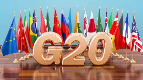 Estados Unidos no participará en la cumbre del G20 de este fin de semana en Johannesburgo, confirmó este jueves la Casa Blanca, desmintiendo las declaraciones del presidente sudafricano, según el cual Washington deseaba intervenir en el evento.

¡Síguenos en nuestras redes sociales para mantenerte informado!

Twitter: https://twitter.com/eleconomista 
Facebook: https://www.facebook.com/ElEconomista.mx
Instagram: https://www.instagram.com/eleconomistamx
LinkedIn: https://www.linkedin.com/company/el-economista/

#ElEconomista #G20 #EstadosUnidos
