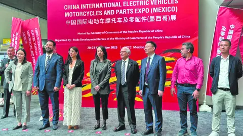 Descripción automática