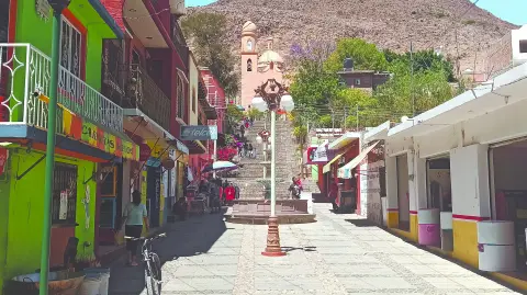 Descripción automática