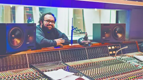 Descripción automática