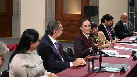 Claudia Sheinbaum encabezó la sesión de la Asamblea General del Infonavit