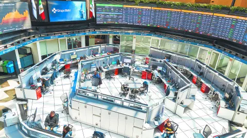 Descripción automática