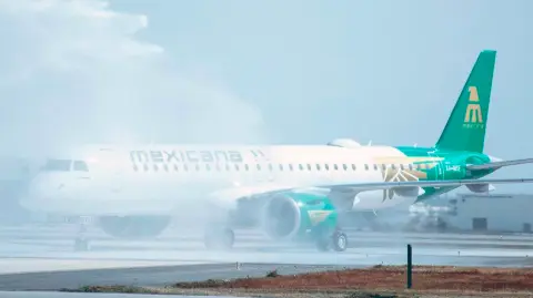 Mexicana de Avaición recibe su quinto avión Embraer.