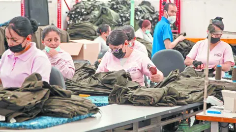 Descripción automática