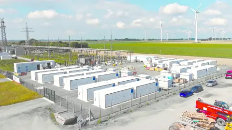 Descripción automática