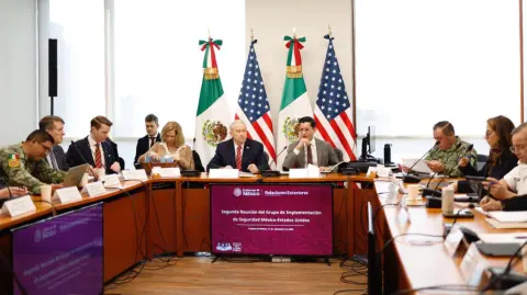 Reunión México-EU, para revisar avances en cooperación de seguridad fronteriza.